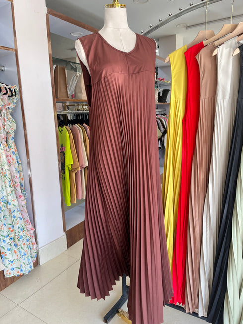 Summer Plus Size Pleated Sleeveless Long Dresses